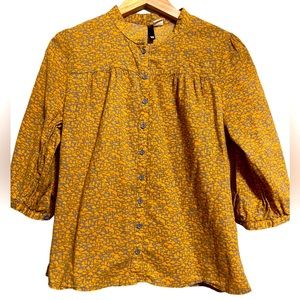 Divided H&M mushroom motif, flat collar button down